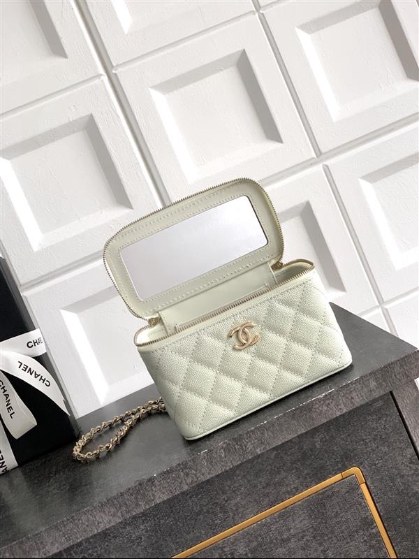 2026127215529958 580